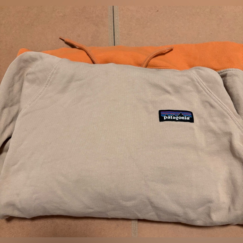 Patagonia Tan and Rust Hoodie